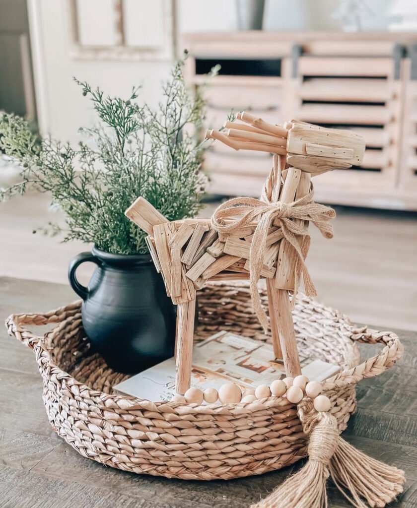 40 Christmas Coffee Table Decor Ideas for a Cozy Home