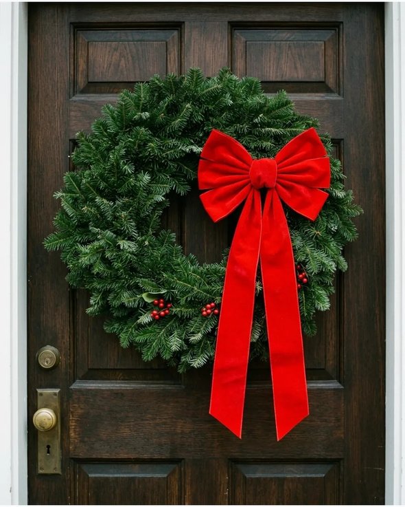 38 Christmas Wreath Ideas for a Festive Holiday Home