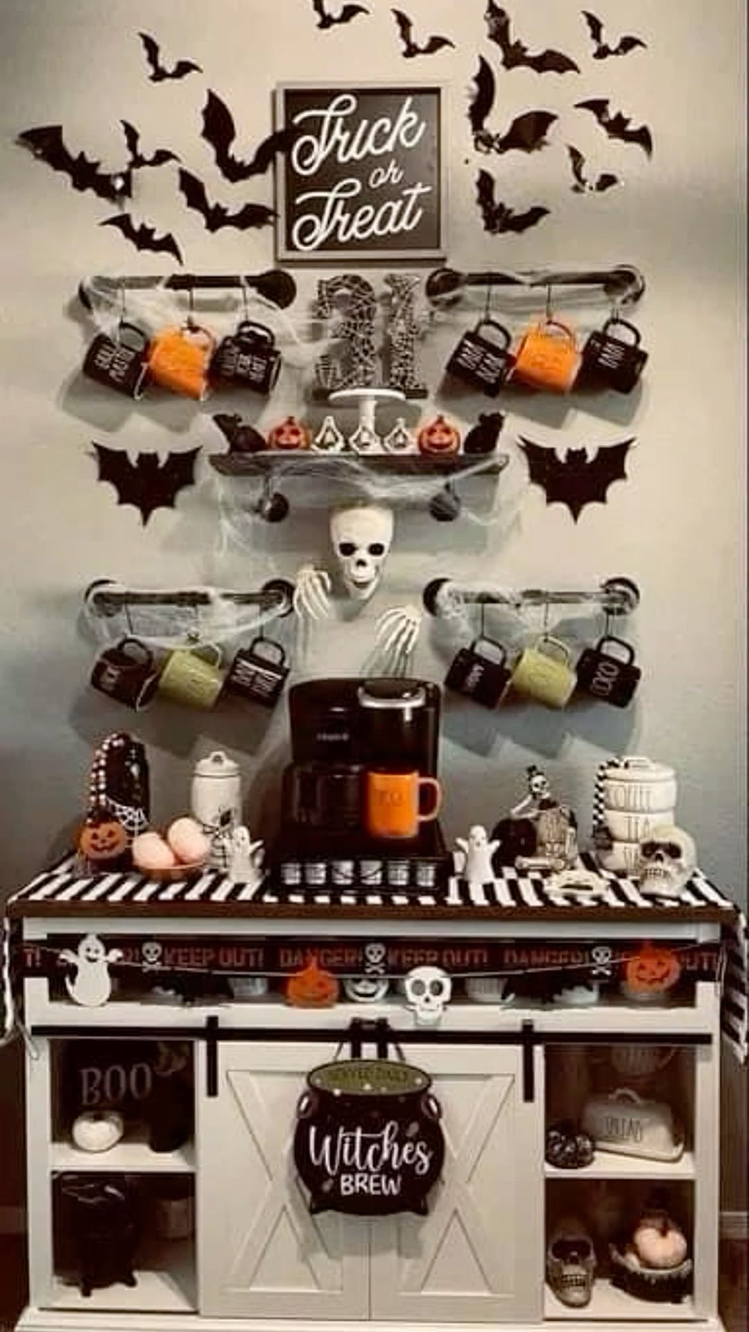 Industrial Skeleton Pipe Shelving Buffet